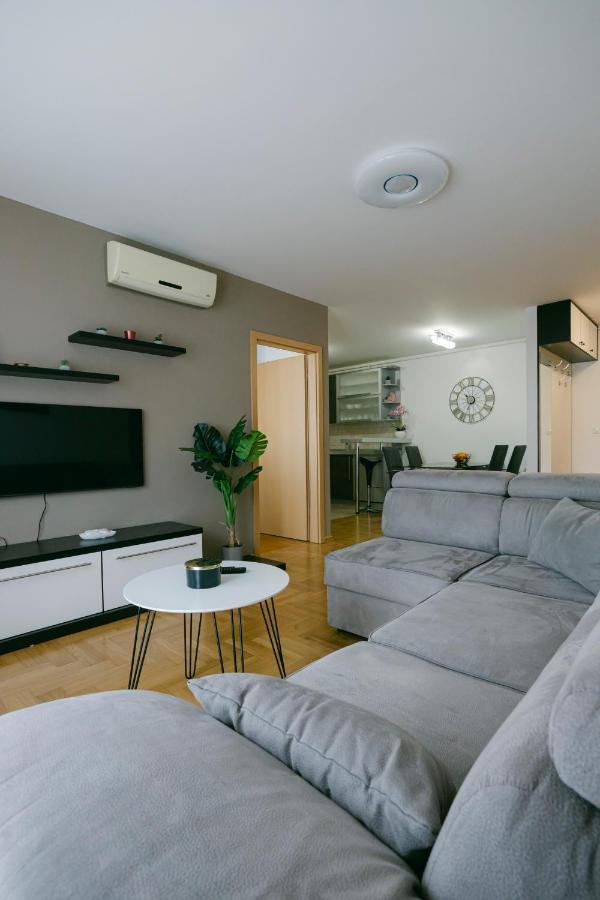 Ladenta Apartman*** Zagreb Dış mekan fotoğraf
